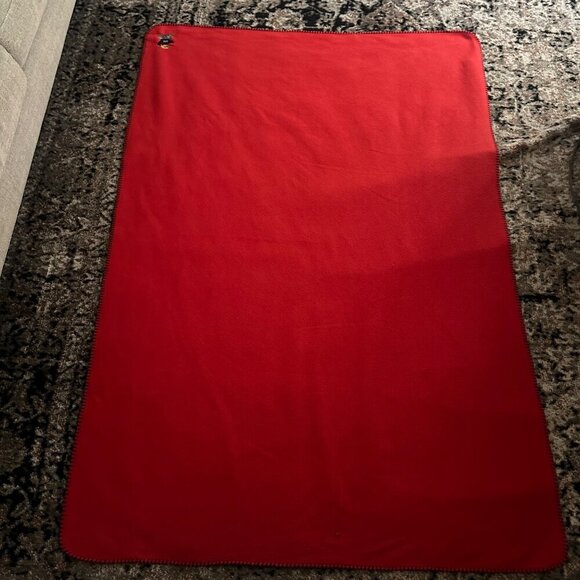 Lauren Ralph Lauren Embroidered Polo Bear Throw Blanket Red Fleece Whipstitch - Picture 5 of 6